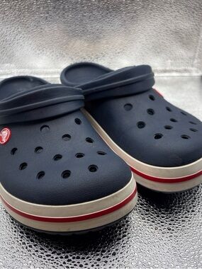 CROCS Unisex Navy Clogs with Red and White Trim US 7M/ 9W